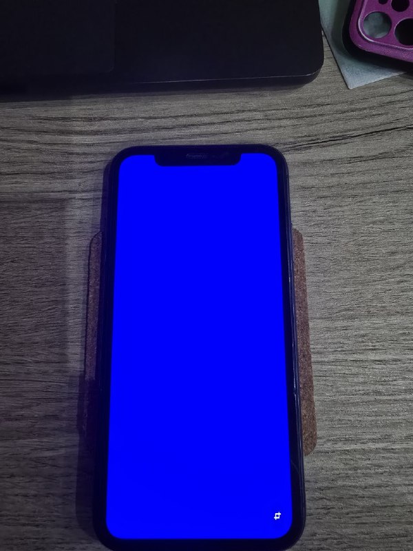 iPhone 11 128 Гб, состояние хорошее, комплект 3