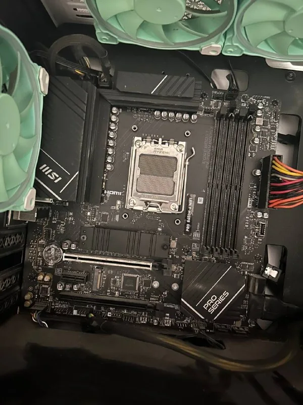 MSI Pro B650M A WiFi материнская плата