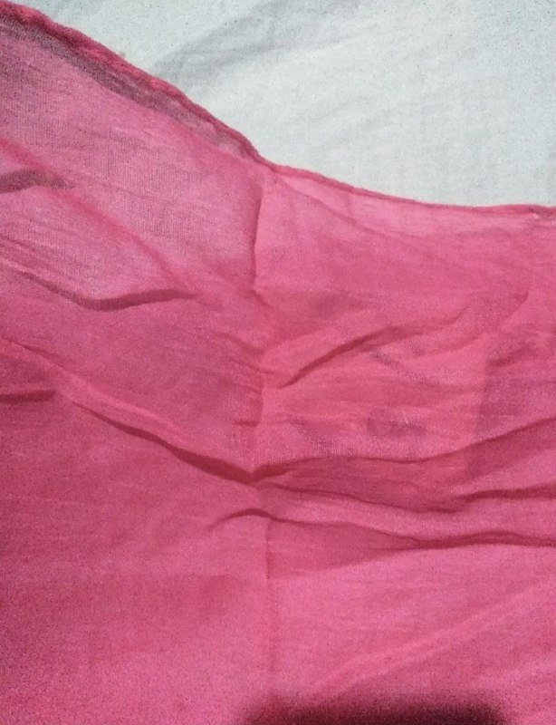 Шарфы разных цветов с принтом 4