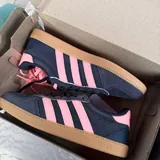 Levi’s, Tommy, Adidas вещи 9