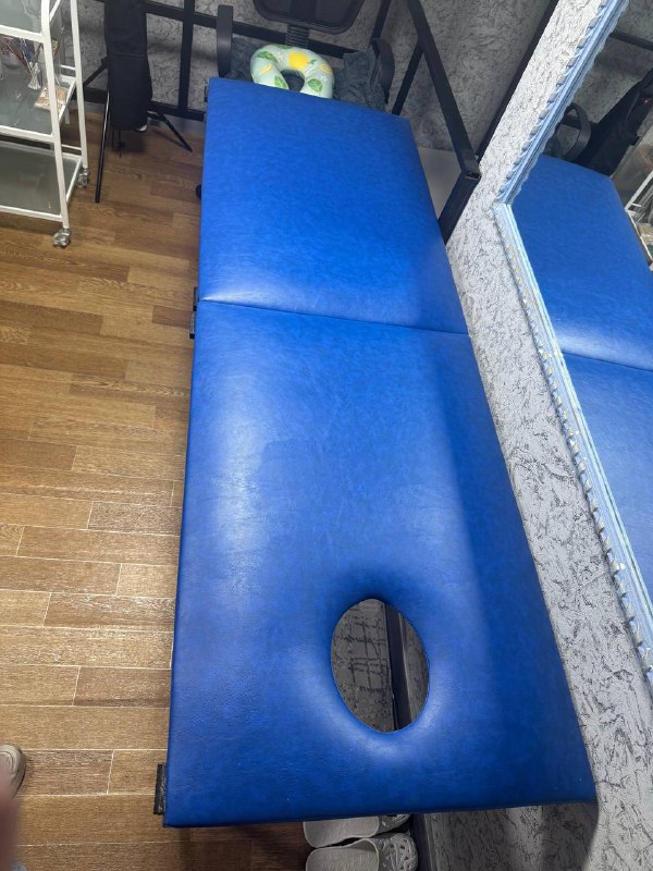 Кушетка в отличном состоянии 2