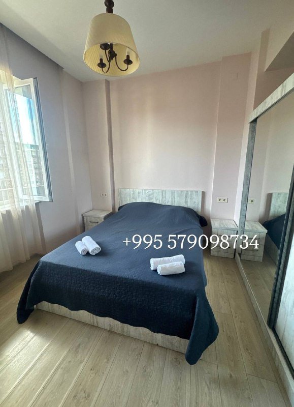 3х комнатная квартира с 2 спальнями в старом городе Батуми 5