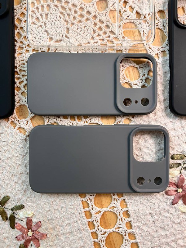 Чехлы для iPhone 17 Pro и 17 Pro Max 3