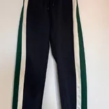 Спортивные штаны, вельветовые клешни, сумка, кардиган, зипхуди, платья, пиджак, блузка, футболка 1