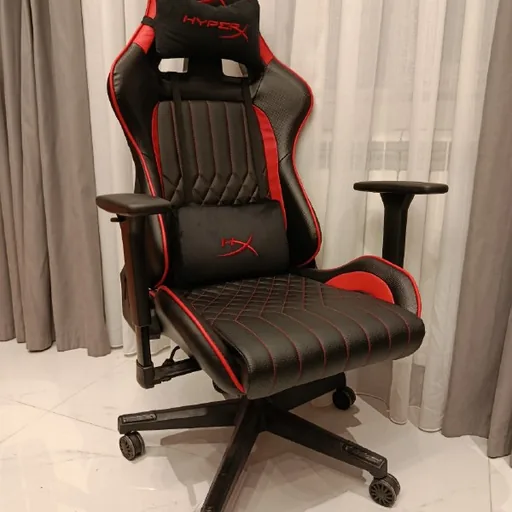Игровое компьютерное кресло HyperX Blast Core