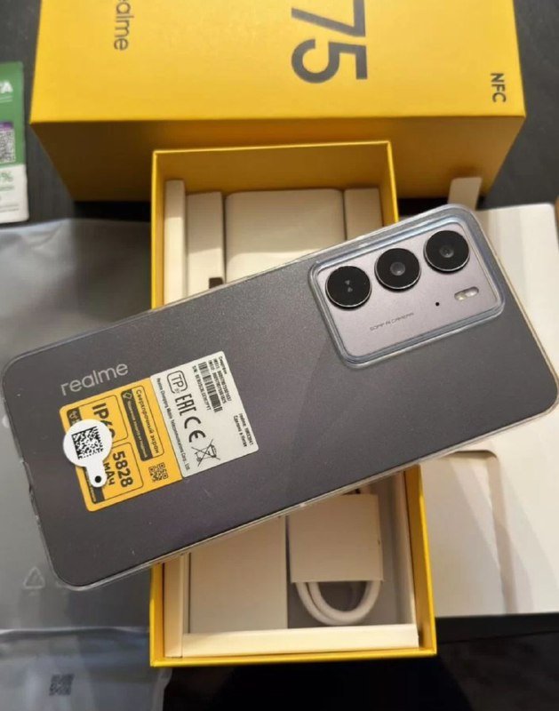 Телефон Realme с гарантией