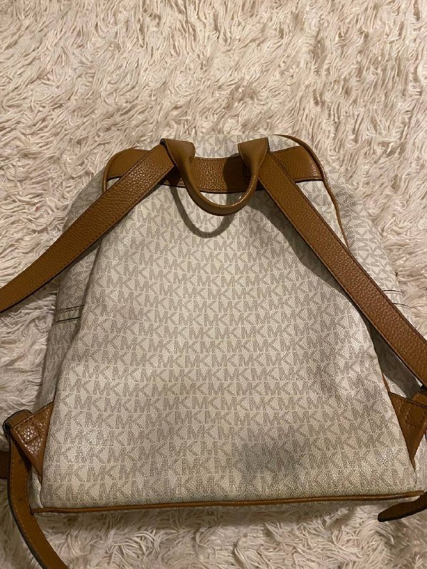 Сумка Love Moschino, клатч Michael Kors, рюкзак Michael Kors, винтажная сумка 4