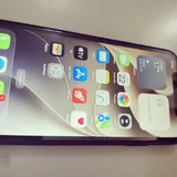 iPhone XR, iPhone 11 8
