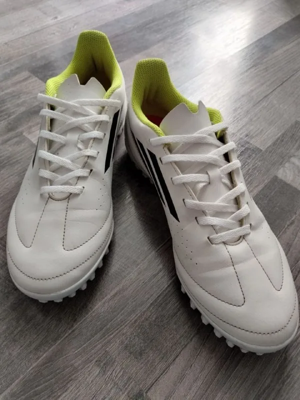 Футбольные бутсы Adidas Deportivo III TF 1