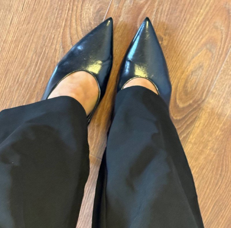 Пижамный топ, Юбка befree, Туфли Bata, Топ Stradivarius, Туфли Stradivarius, Штаны Patrizia Peppe, Топ Luna, Юбка Sinsay, Топ Koton, Шорты Pretty Little Things, Рубашка Only, Свитер Luna, Ночнушка Etam 5