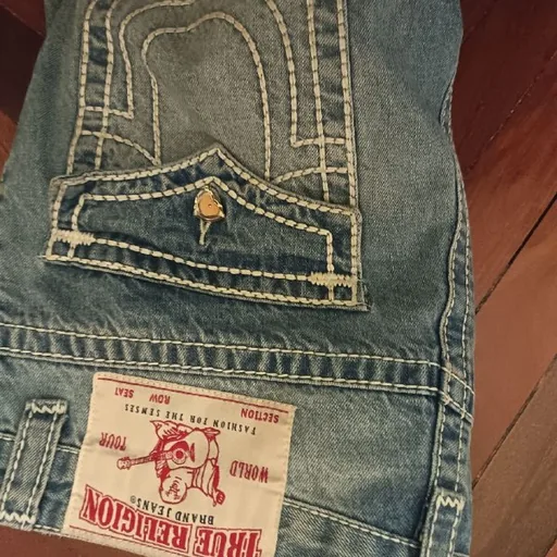 True Religion ჯინსი, ზომა 32, მდგომარეობა 8/10