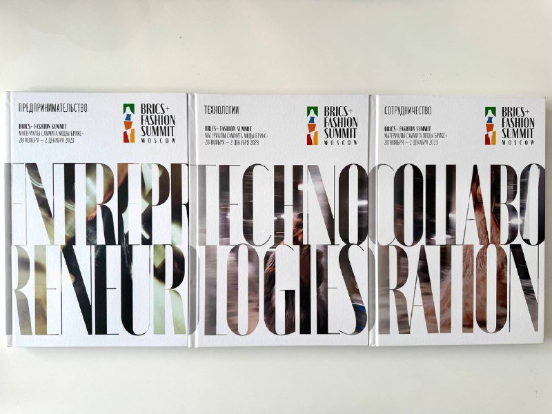 Винтажный фотоаппарат Зоркий-4К, пленки, книги в подарок 6