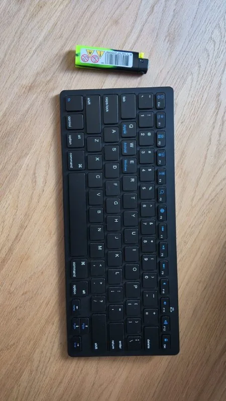 Беспроводная Bluetooth-клавиатура BK3001 1
