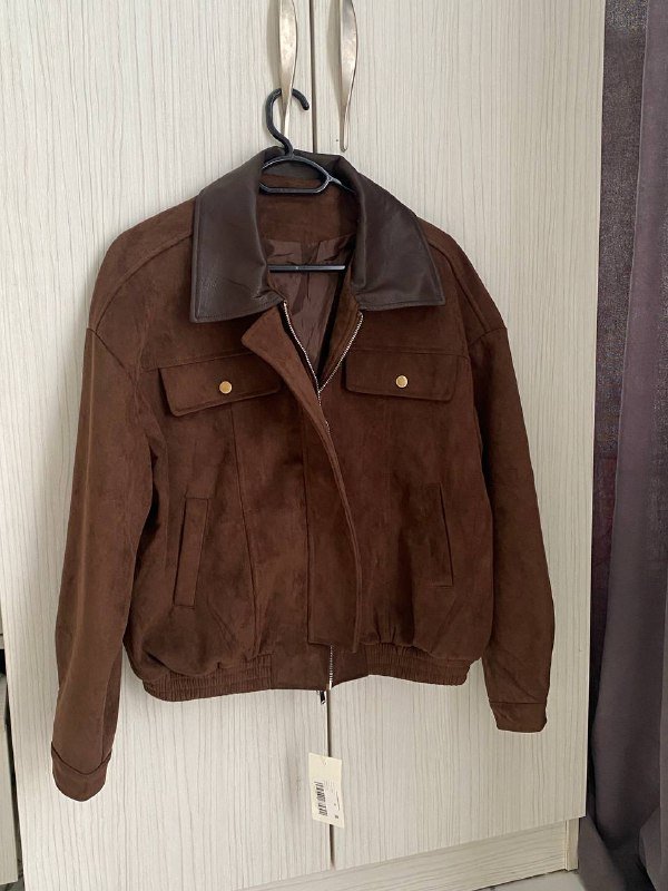 Новый мужской бомбер размер M