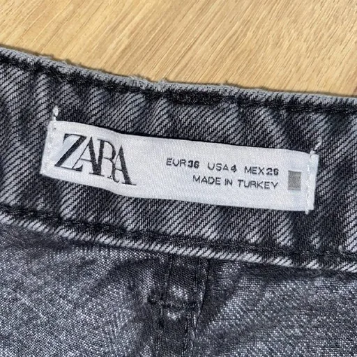 Джинсы Zara