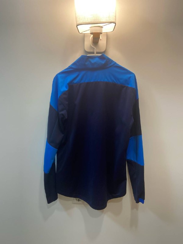 Ветровка Puma размер M