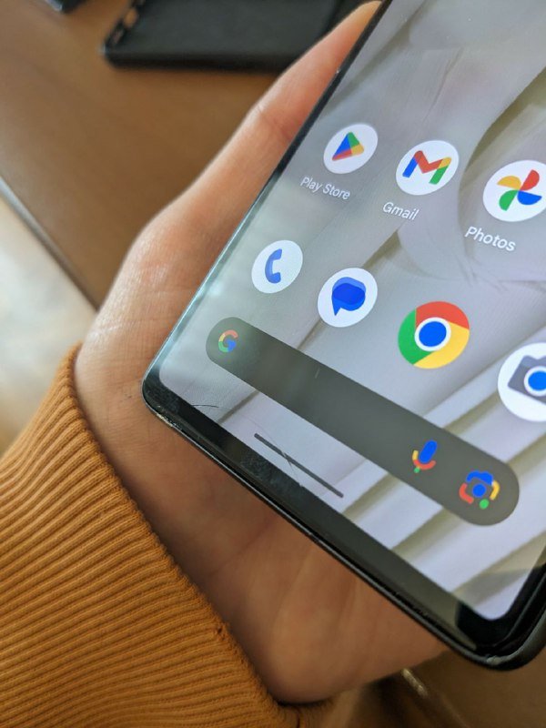 Google Pixel 7 с чехлом 5