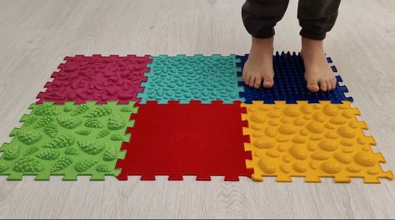 Ортопедический коврик из 6 модулей-пазлов