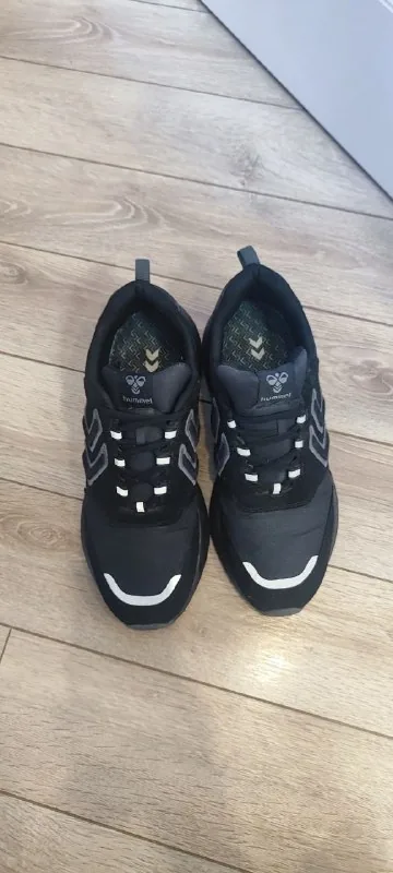 Мужские кроссовки Hummel 1