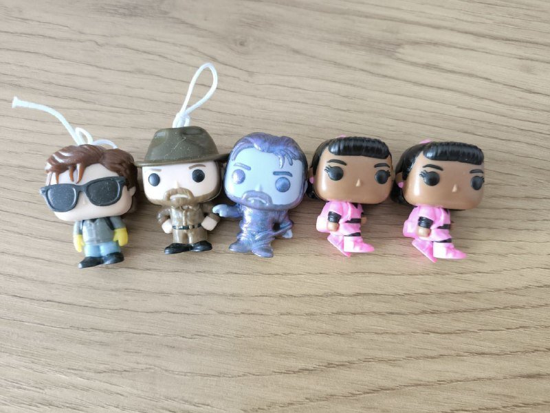 Фигурки из киндера Очень Странные Дела Stranger Things 3