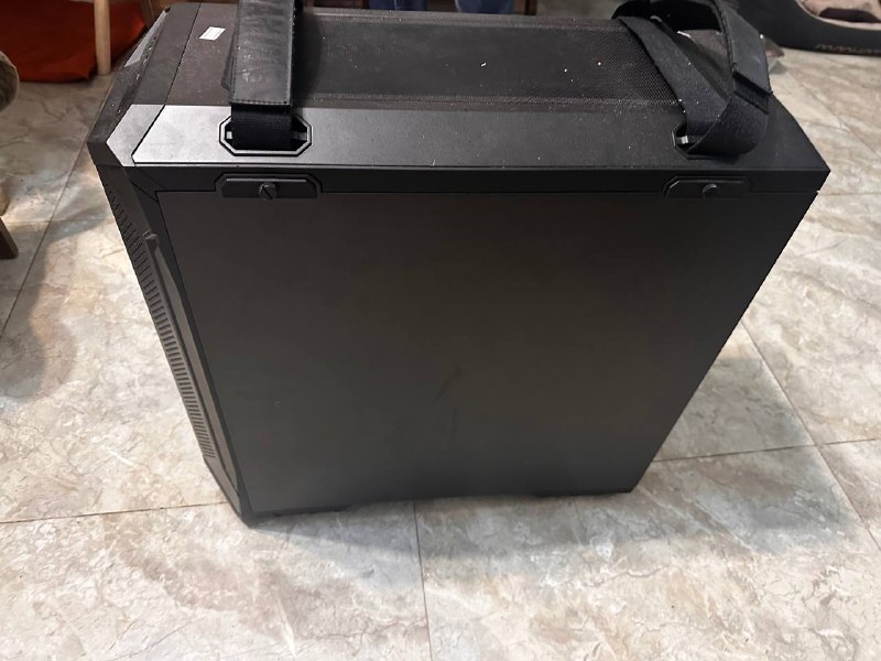 Компьютерный корпус ASUS 1
