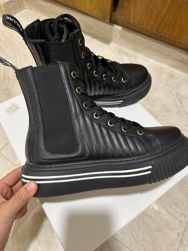 Женские ботинки Pollini из натуральной кожи, размер 38 3