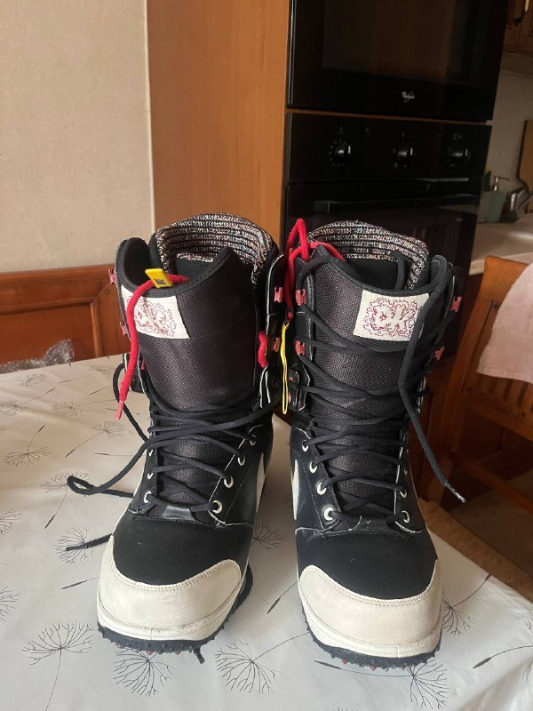 Сноуборд ботинки Nike 45 размер
