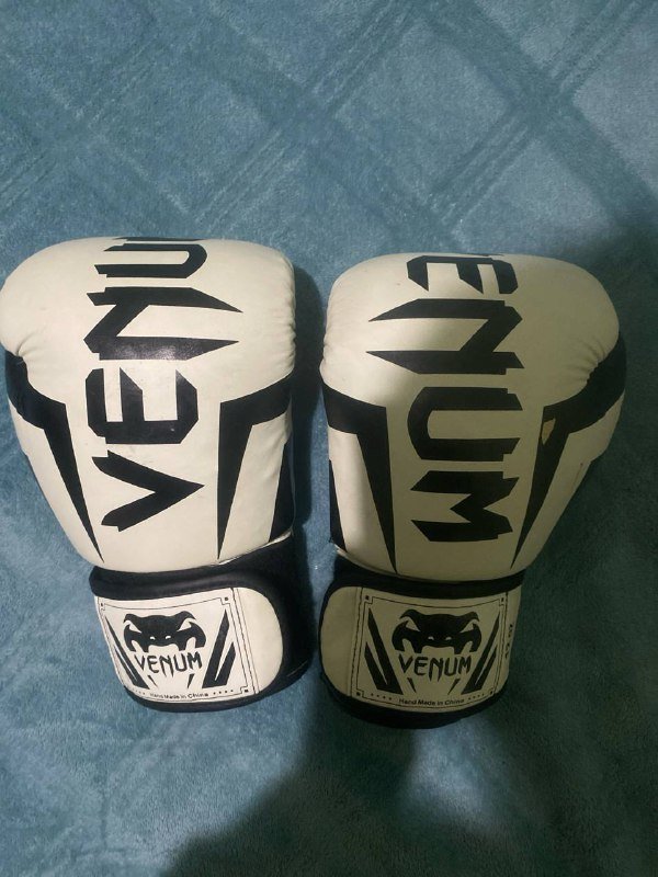 Боксерские и MMA перчатки, защита голени BOS