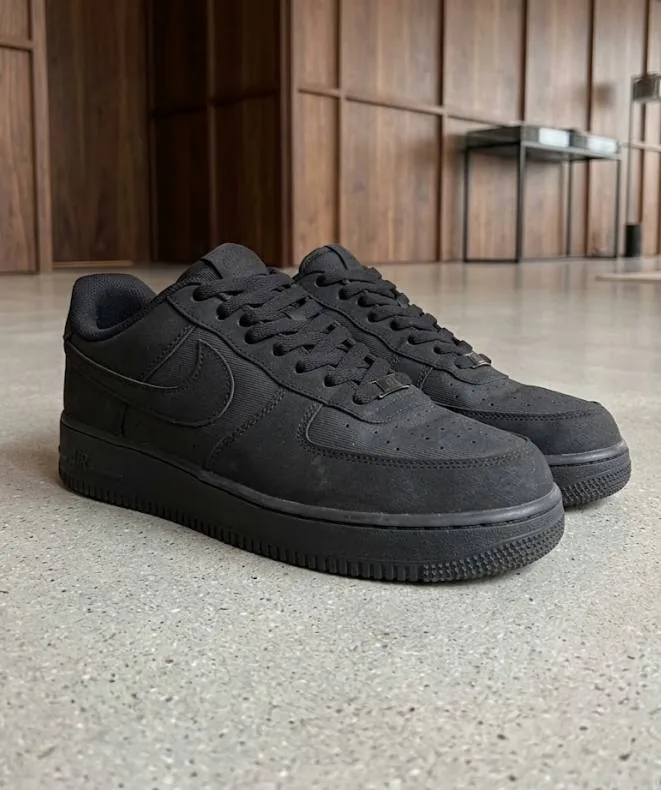 Кроссовки Nike, размер 42