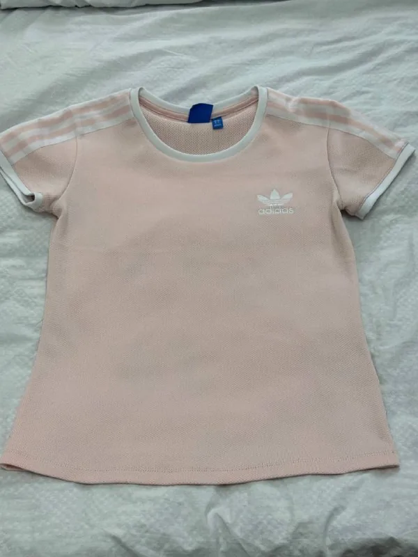 Женская футболка Adidas 1