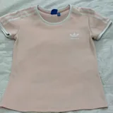 Женская футболка Adidas 1
