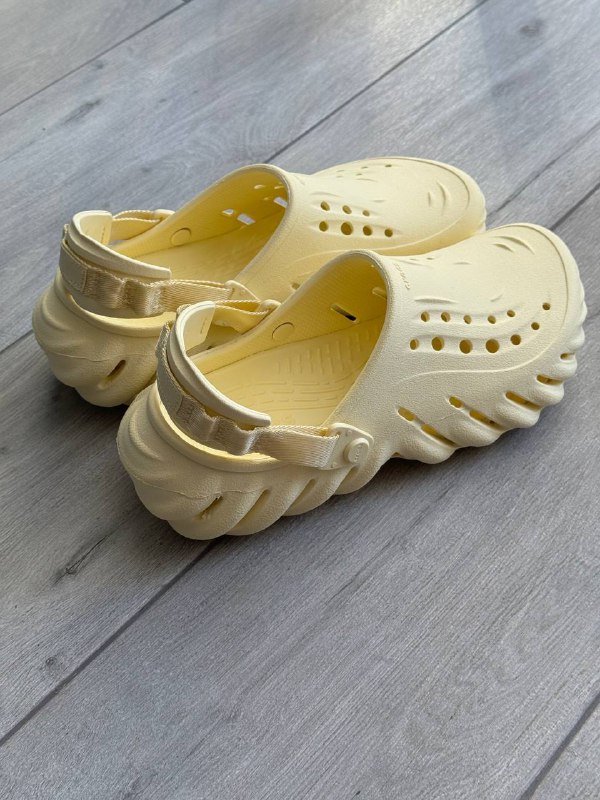 Кроксы Crocs размер 39–40, почти новые 2