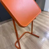 IKEA БЬЁРКОСЕН приставной столик для ноутбука 2