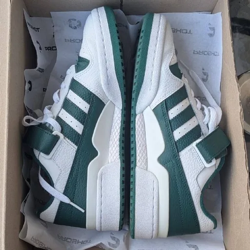Шлем GIKE XL, кроссовки Adidas 42, постеры, охладитель ноутбука, геймпады