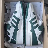 Шлем GIKE XL, кроссовки Adidas 42, постеры, охладитель ноутбука, геймпады 1