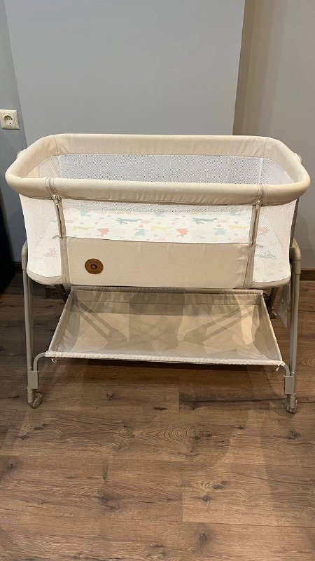 Приставная кроватка lionelo на колесиках