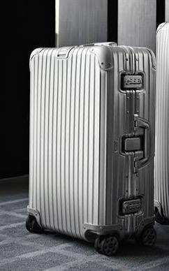 Новый чемодан Rimowa алюминиевый 38x22x54 см