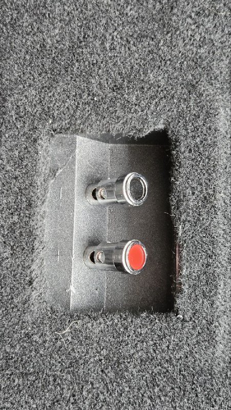 Автомобильный сабвуфер с усилителем 8