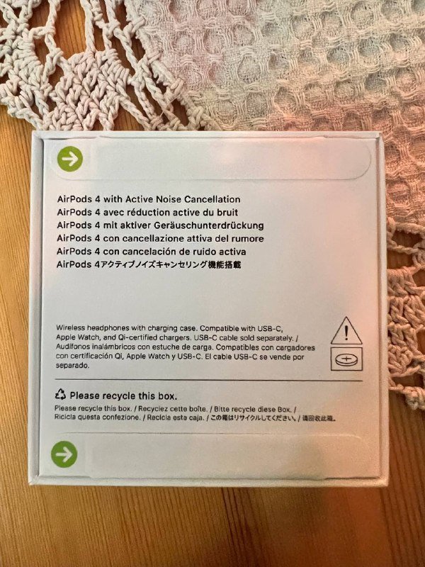 Apple AirPods 4 с активным шумоподавлением 2