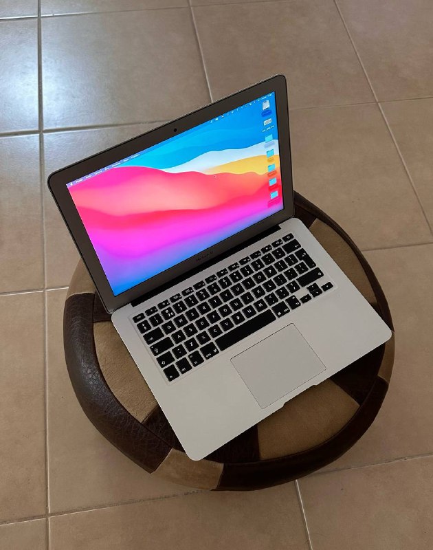 Mac Book Air 13 inch, SSD 128gb, 2014