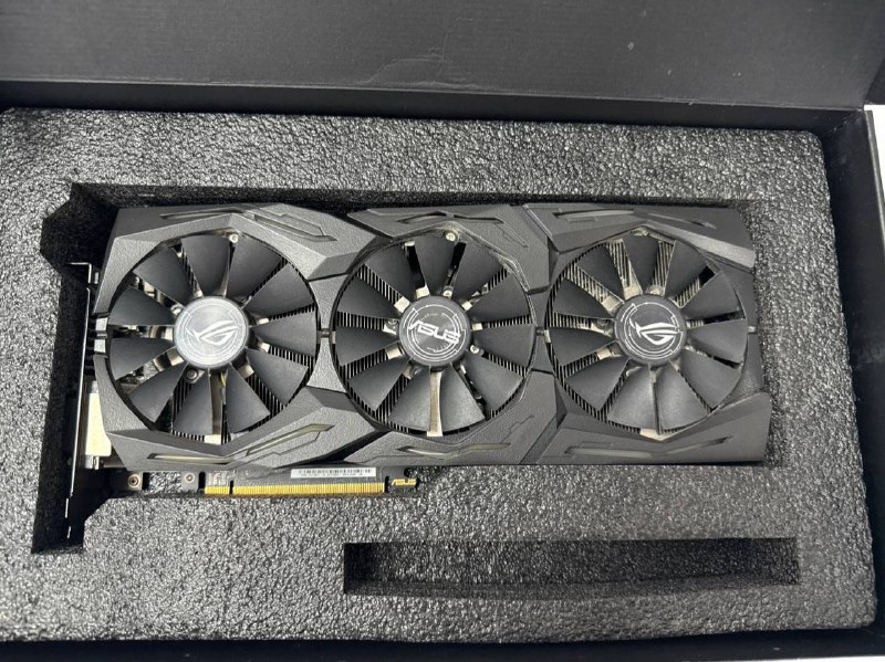 Видеокарта Asus 1080 Ti Rog Strix 11 ГБ