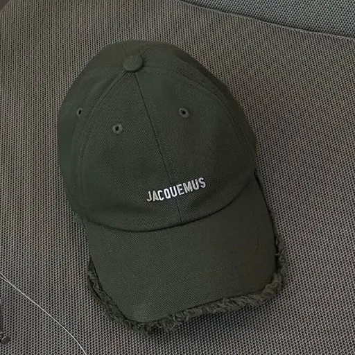 JACQUEMUS кепка