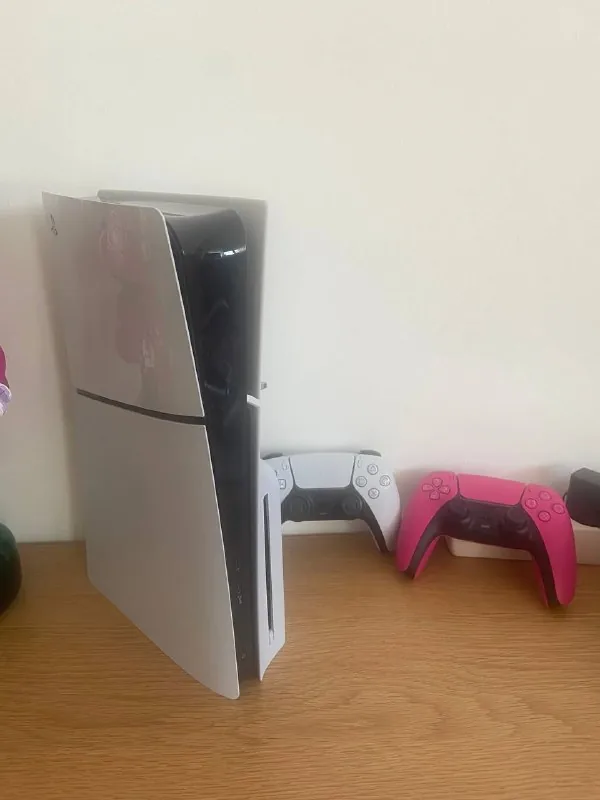 PlayStation 5 825GB с дисководом, 2 геймпада, 2 игры 1