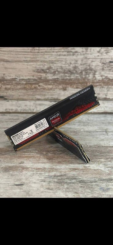 Оперативная память AMD Radeon 32GB 3200MHz