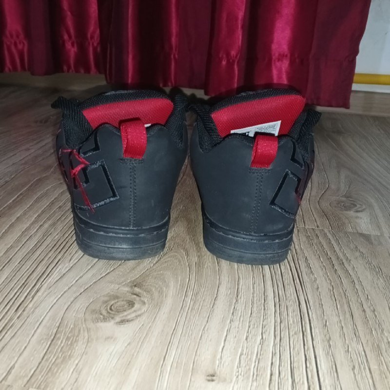 кроссовки dc slayer черные с красным, размер 42 2