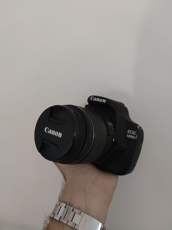 Зеркальный фотоаппарат Canon 1200d с объективом 18-55мм 2