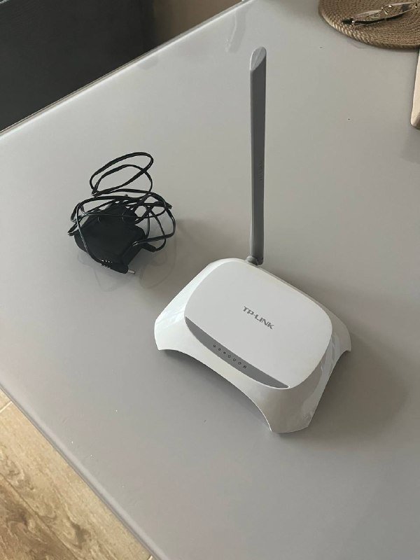Роутер TP-LINK TL-WR720N