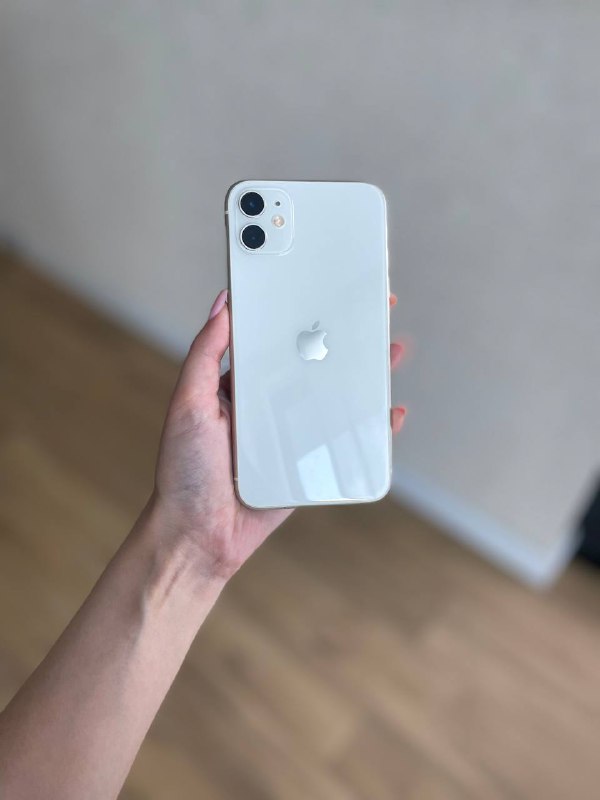iPhone XR 64GB, iPhone 11 64GB 4