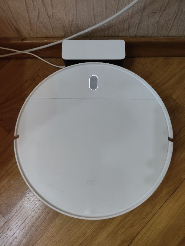 Робот пылесос Xiaomi Mop essential