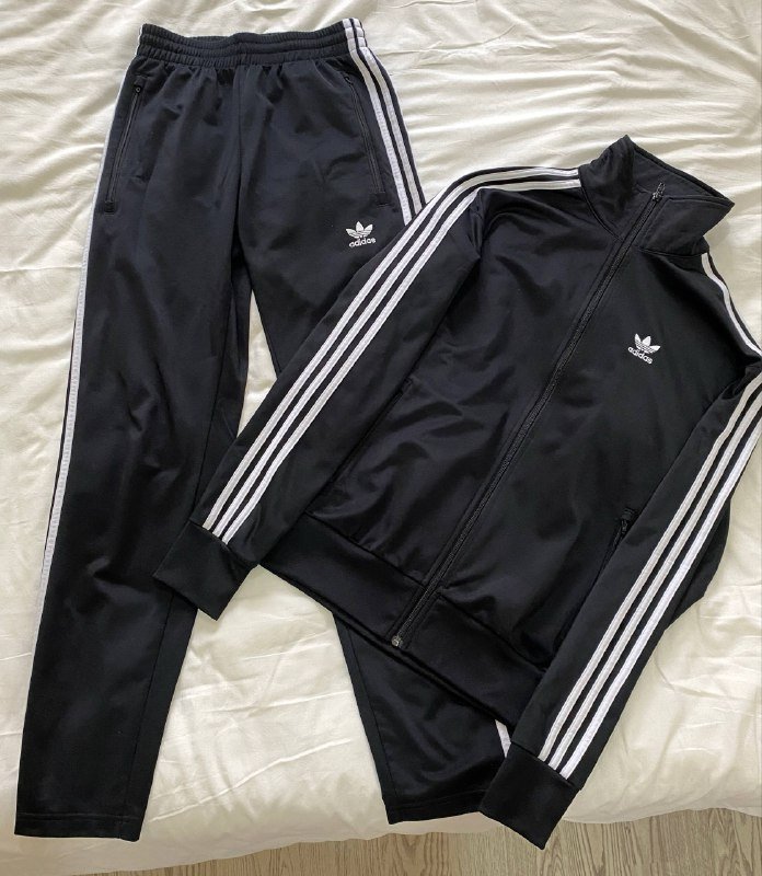 Оригинальный костюм Adidas штаны XS, кофта S